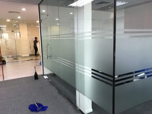 decal dán kính mờ