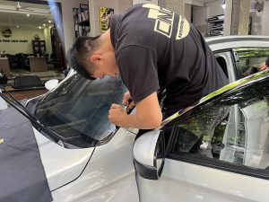 Phim cách nhiệt ô tô