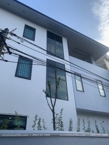 Dán kính đen riêng tư