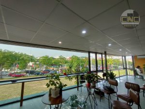 Dán kính chống nắng