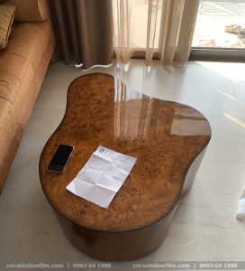 Dán bảo vệ mặt bàn
